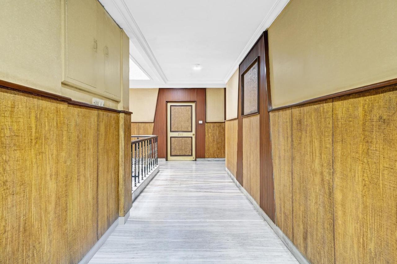 Super Townhouse Oak Hotel Belsons Taj Mahal 세쿤데라바드 외부 사진