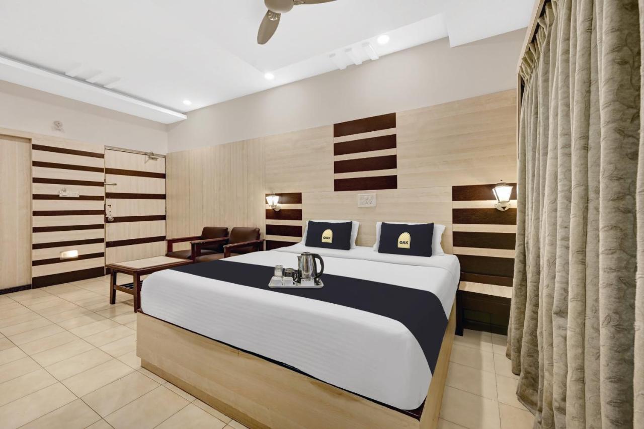 Super Townhouse Oak Hotel Belsons Taj Mahal 세쿤데라바드 외부 사진